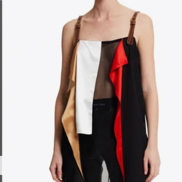 Burberry - Picture 1 of 17